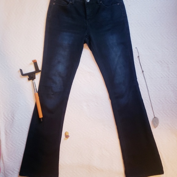 Liverpool Bootcut Jeans - Picture 1 of 6